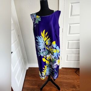 Gabby Skye 14W Beautiful Floral dress